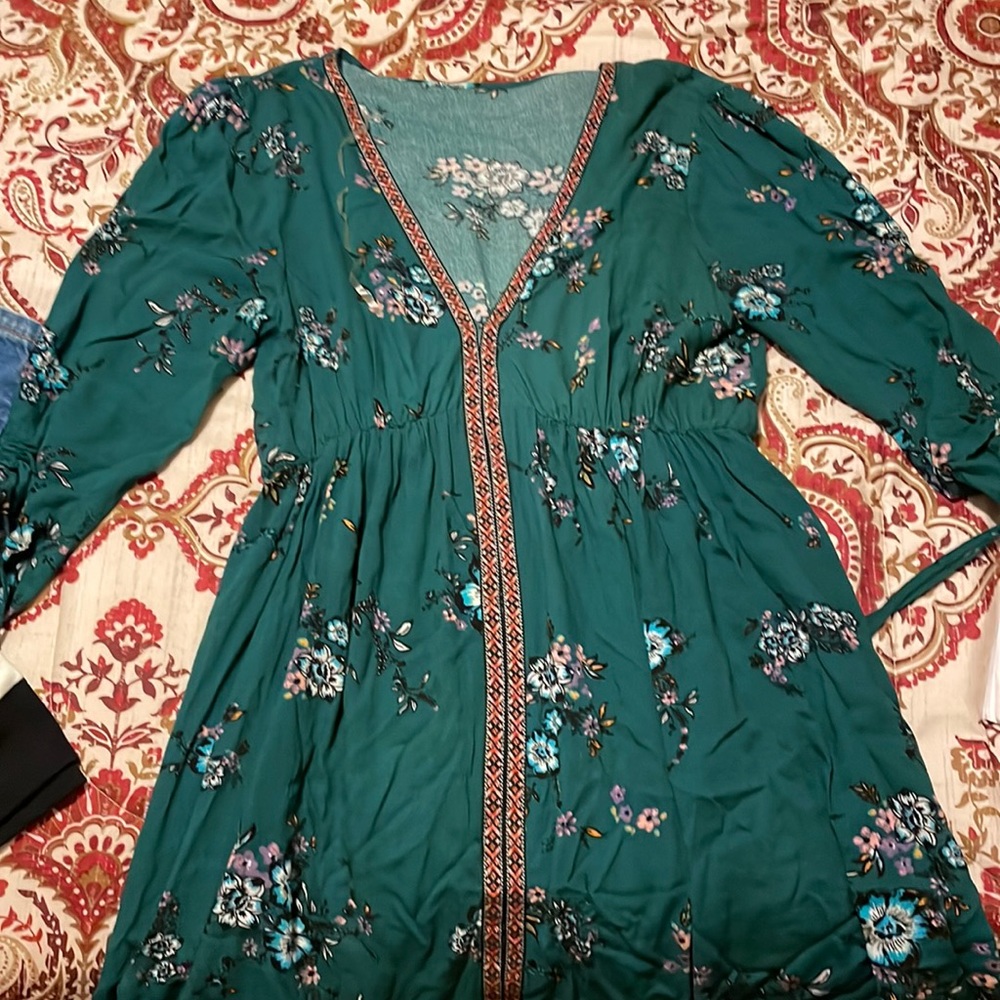 3/4 sleeve length dress. Size small
